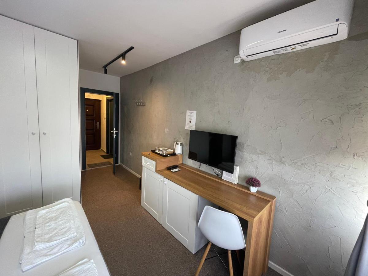 New Prishtina Luxury Rooms Priștina Exterior foto